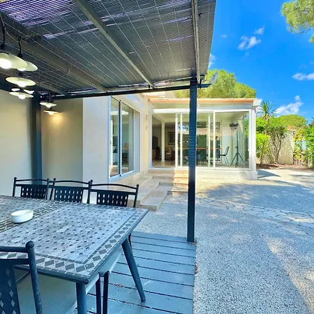 Pour 6 Personnes, Piscine & Climatisation Apartment